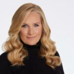 O âncora do fim de semana do MS NOW, Alex Witt, sairá enquanto a rede reduz a programação ao vivo do fim de semana