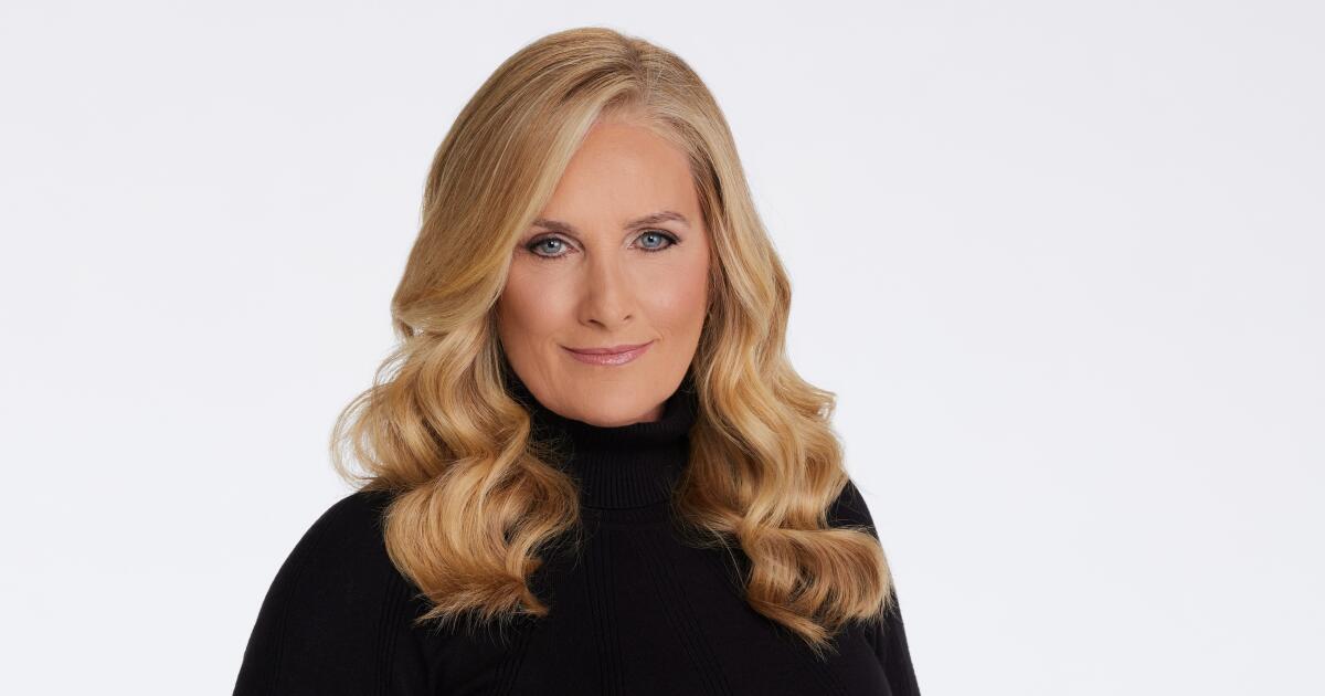 O âncora do fim de semana do MS NOW, Alex Witt, sairá enquanto a rede reduz a programação ao vivo do fim de semana