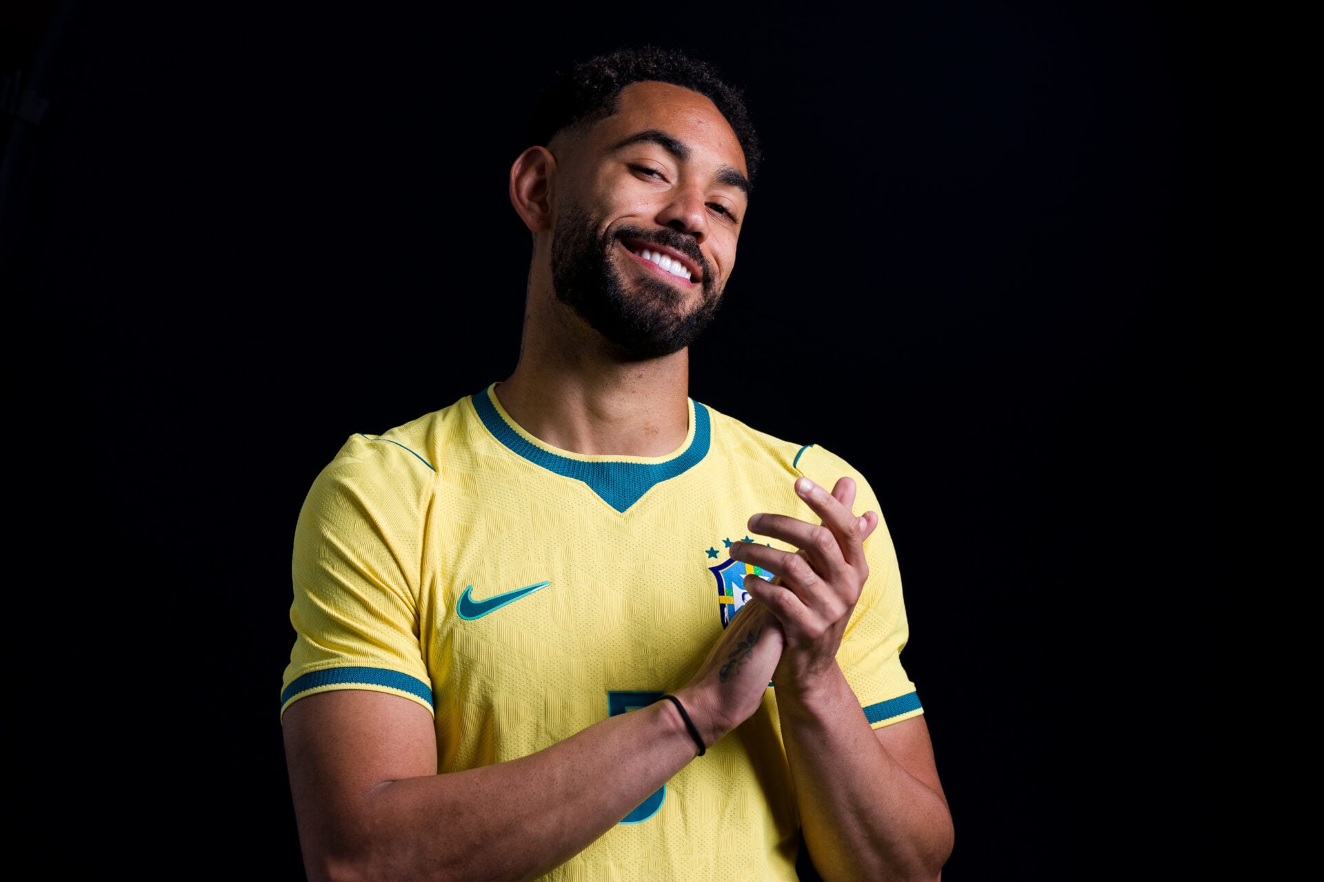 O companheiro de equipe de Matheus Cunha no Man Utd acha que poderia enfrentar a estrela brasileira em um confronto 'um contra um' na Copa do Mundo