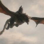 O diretor de 'House of the Dragon' analisa a épica batalha marítima, construindo dois navios em grande escala e o que vem depois da morte de (SPOILER)