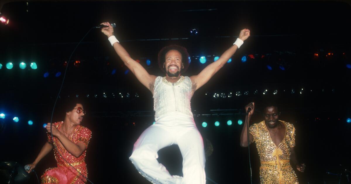 O documento Earth, Wind & Fire do Questlove mostra como o trauma permaneceu por trás da positividade implacável de uma banda