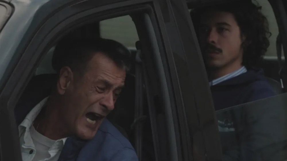 O drama íntimo entre pai e filho do cineasta espanhol Carlos Saiz, 'Lionel', ganha o prêmio principal no Festival de Cinema da Transilvânia