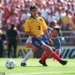 Andrés Escobar foi assassinado a sangue frio logo após seu gol contra no desastre da Copa do Mundo de 1994 na Colômbia - e muitas pessoas acreditam que os dois eventos estavam ligados
