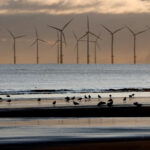 O governo do Reino Unido estabeleceu uma meta de redução de 87% nas emissões de carbono até 2042