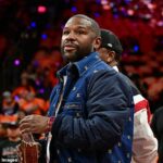 Floyd Mayweather está enfrentando duas acusações criminais por tentar pagar por um relógio de US$ 200 mil usando um cheque sem fundos