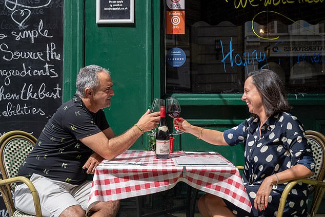 Na foto: Charles e Dominika Lepelletier, os proprietários do Le Garrick