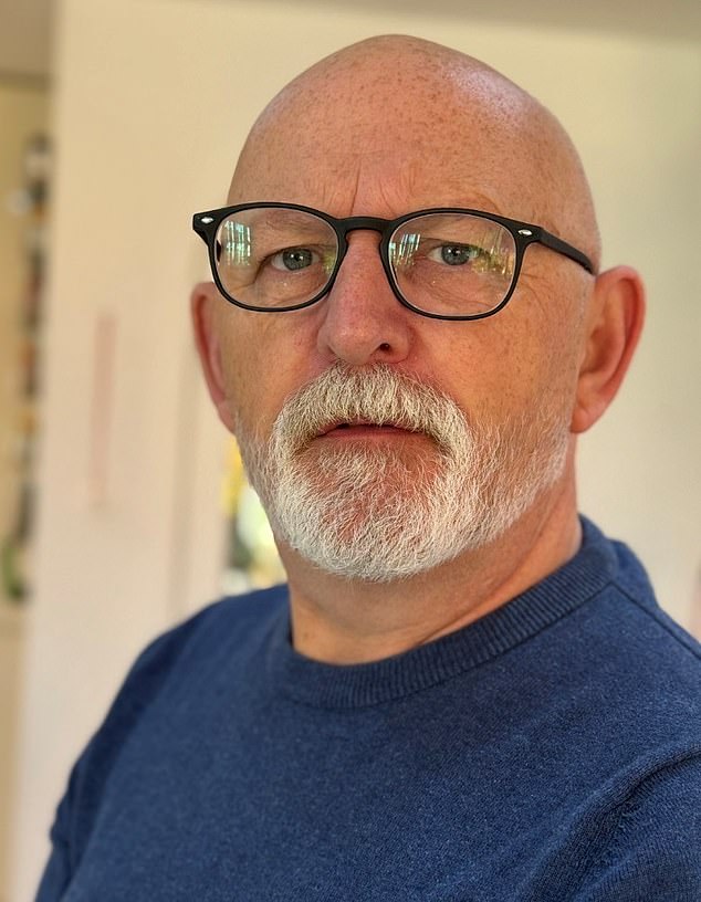 O motorista Shaun Burton morreu no acidente entre os dois trens em Bedford na tarde de sexta-feira