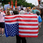 O orgulho dos americanos pela história e pela democracia dos EUA diminui, e menos têm orgulho de ser americanos, revelam as pesquisas