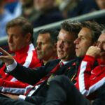 O que aconteceu com a esquecida contratação de Louis van Gaal pelo Man Utd? Do acidente em Old Trafford às ligações de transferência em 2025 – opinião