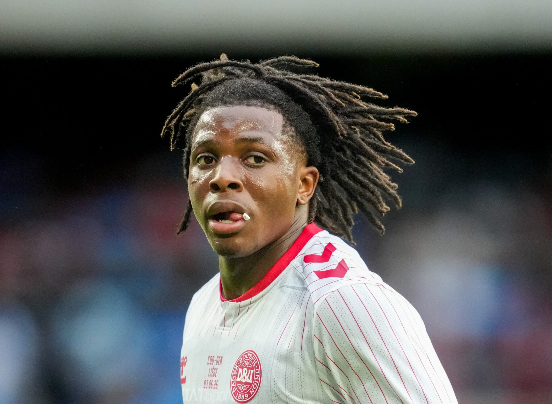 O que fontes próximas a Patrick Dorgu estão dizendo agora sobre seu futuro de longo prazo no Man Utd
