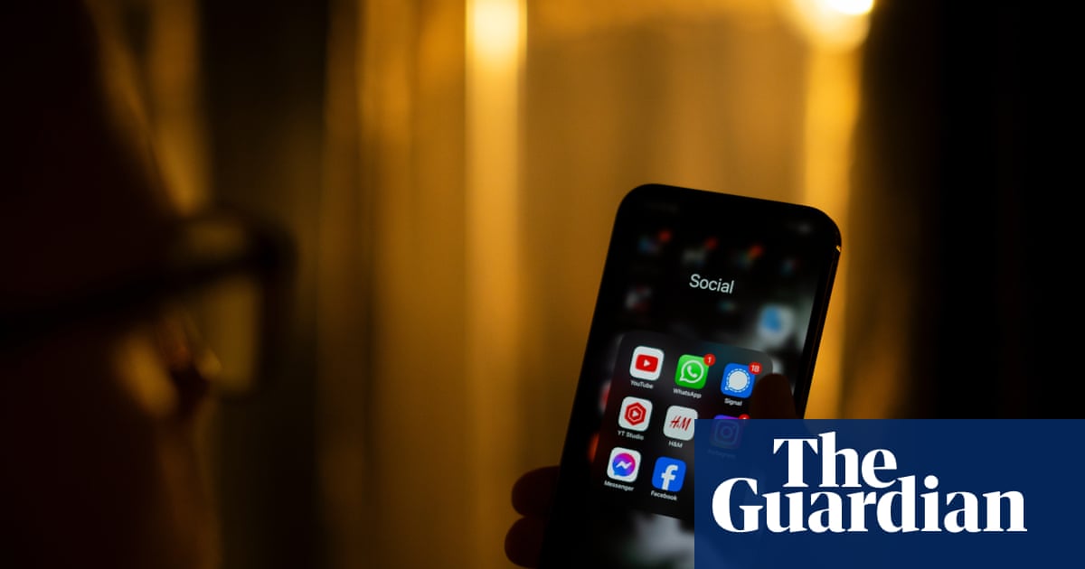 O racismo online está afetando significativamente a saúde mental, dizem as pessoas das Primeiras Nações: 'É como carregar um valentão no bolso'