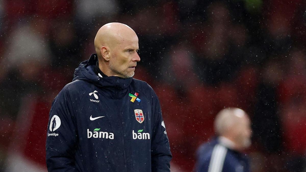 O técnico da Noruega, Solbakken, critica a Escócia 'pouco profissional' por cancelamento amistoso