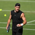 Jack Draper abandonou Wimbledon em um primeiro dia de pesadelo para as estrelas do tênis britânicas