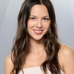 Olivia Rodrigo conquista o terceiro lugar consecutivo em primeiro lugar na parada de álbuns com 'You Seem Pretty Sad for a Girl So in Love'