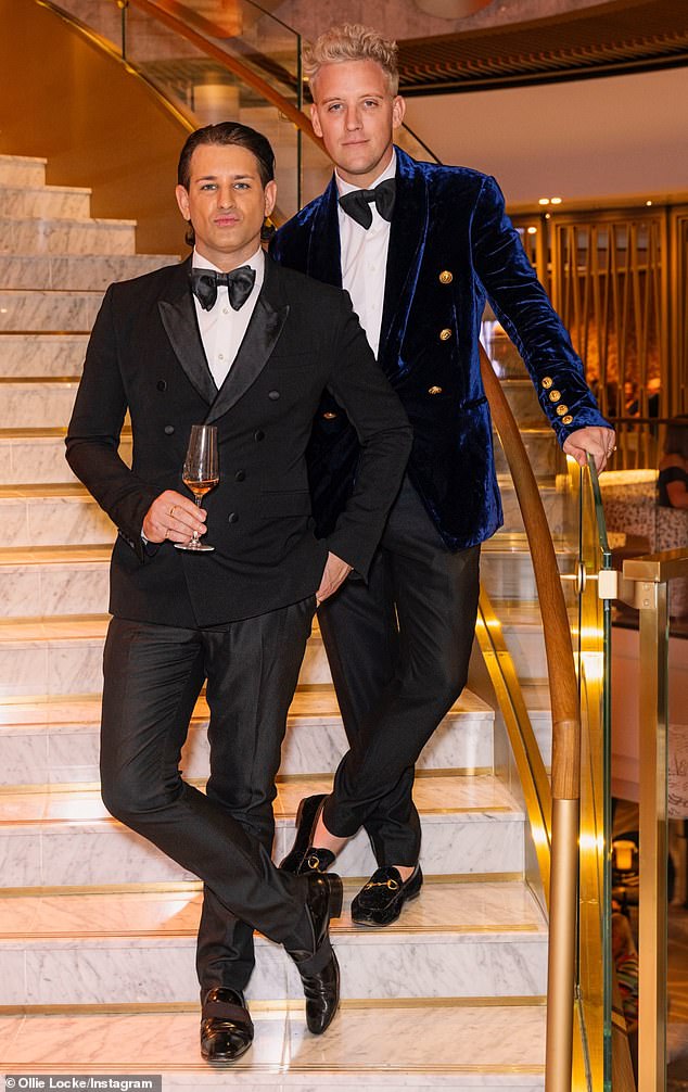A estrela do Made In Chelsea, Ollie Locke, e seu marido Gareth se mudaram silenciosamente para o campo depois de serem despejados de sua casa de £ 4 milhões em Londres por causa do aluguel não pago