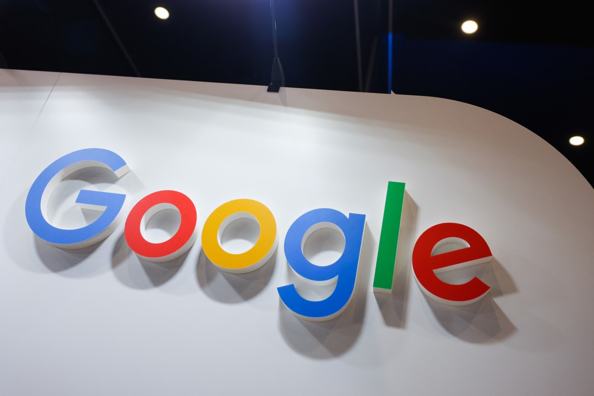 Operação chinesa de crime cibernético que usou IA para enganar ‘centenas de milhares de vítimas’ processadas pelo Google