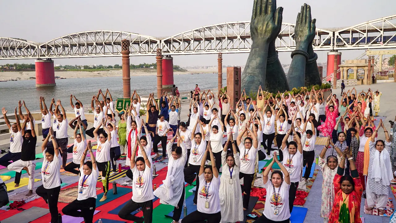 Os preparativos para o Dia Internacional do Yoga ganham impulso em todo o país