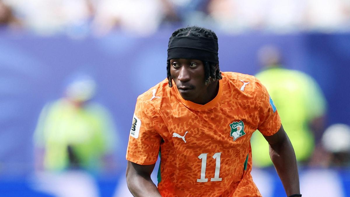 PSG negocia com RB Leipzig para contratar o atacante da Costa do Marfim Yan Diomande