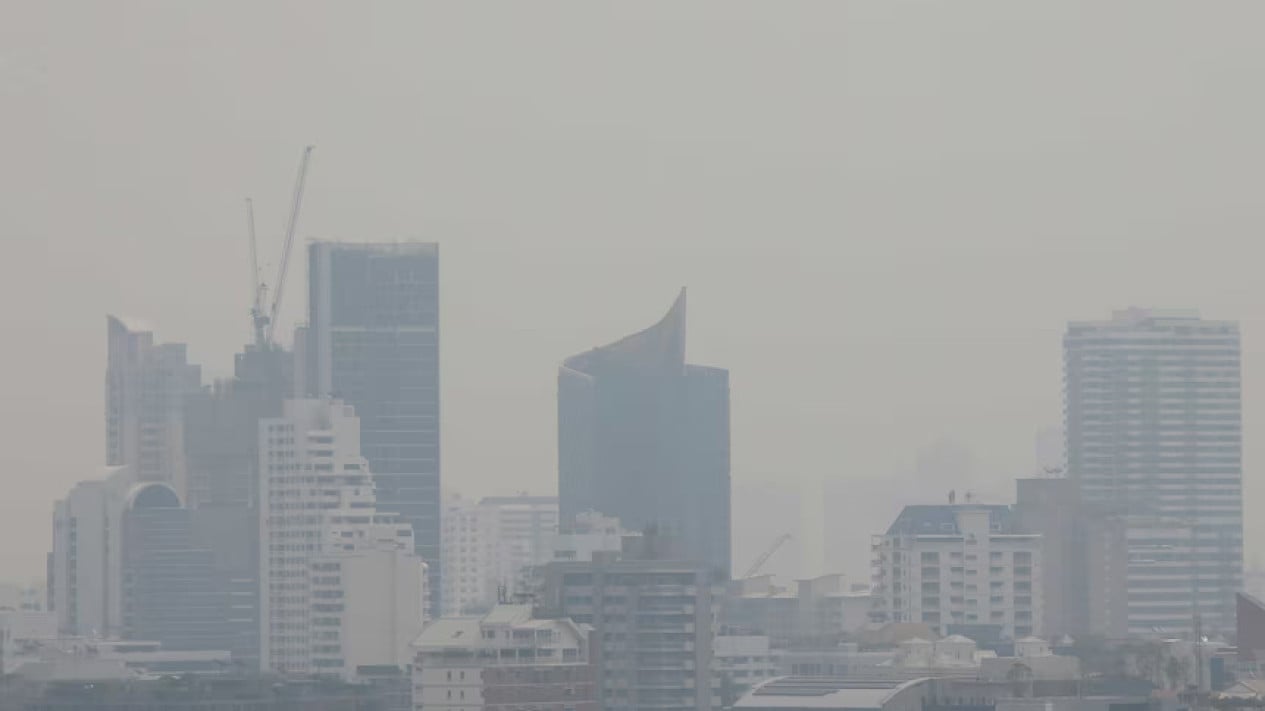 Pakai Masker Saat Keluar Rumah, Kualitas Udara Jacarta Pagi Ini Terburuk Ketiga di Dunia