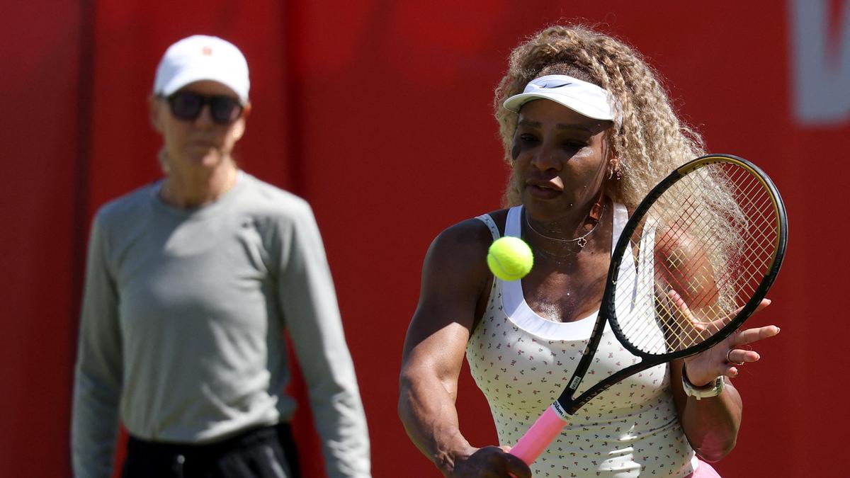 Partida de duplas de Serena Williams no Queen's Club Championships está em dúvida