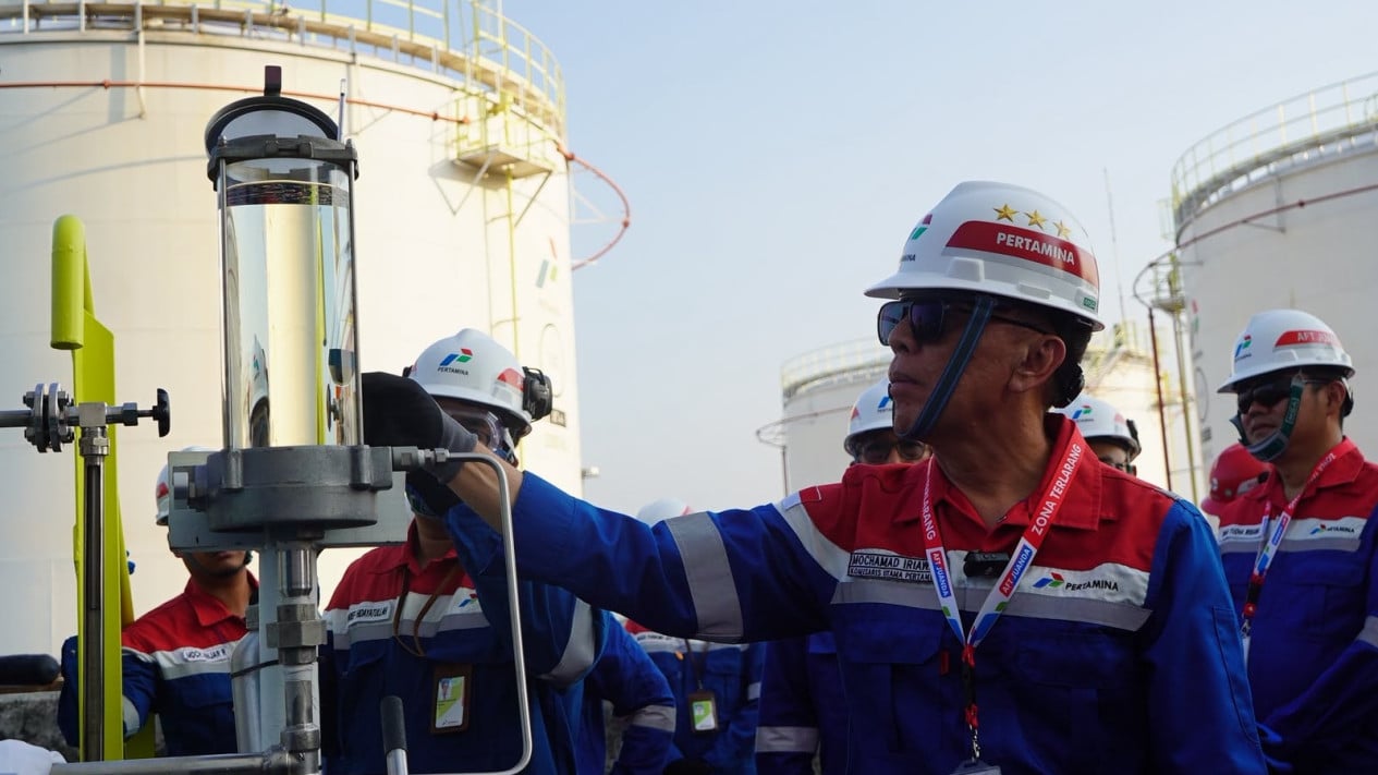 Pastikan Layanan Tetap Lancar, Komisaris Utama Pertamina Tinjau Fasilitas Energi di Jawa Timur