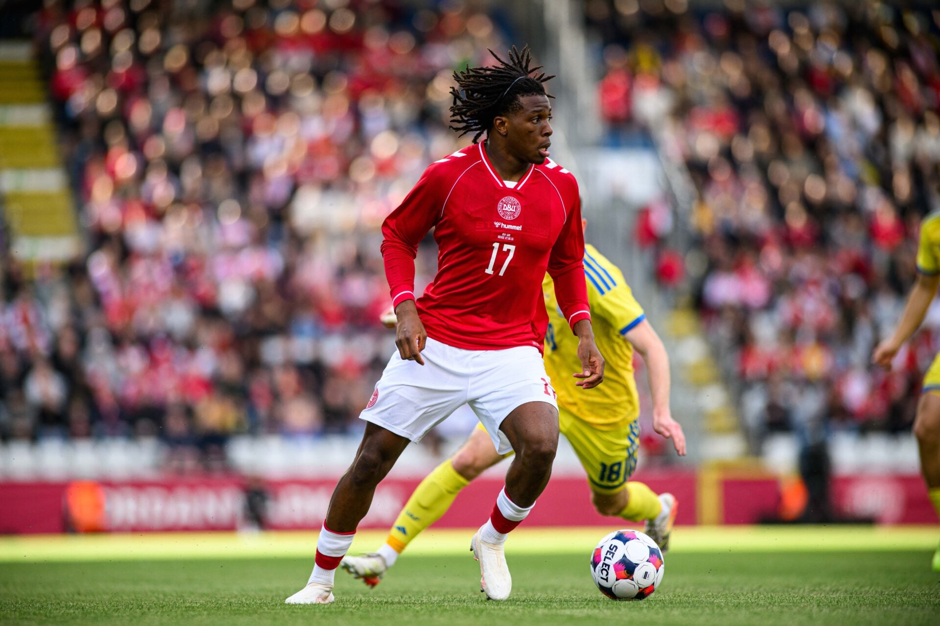 Patrick Dorgu acaba de aumentar as opções táticas de Michael Carrick ao brilhar em outra nova posição