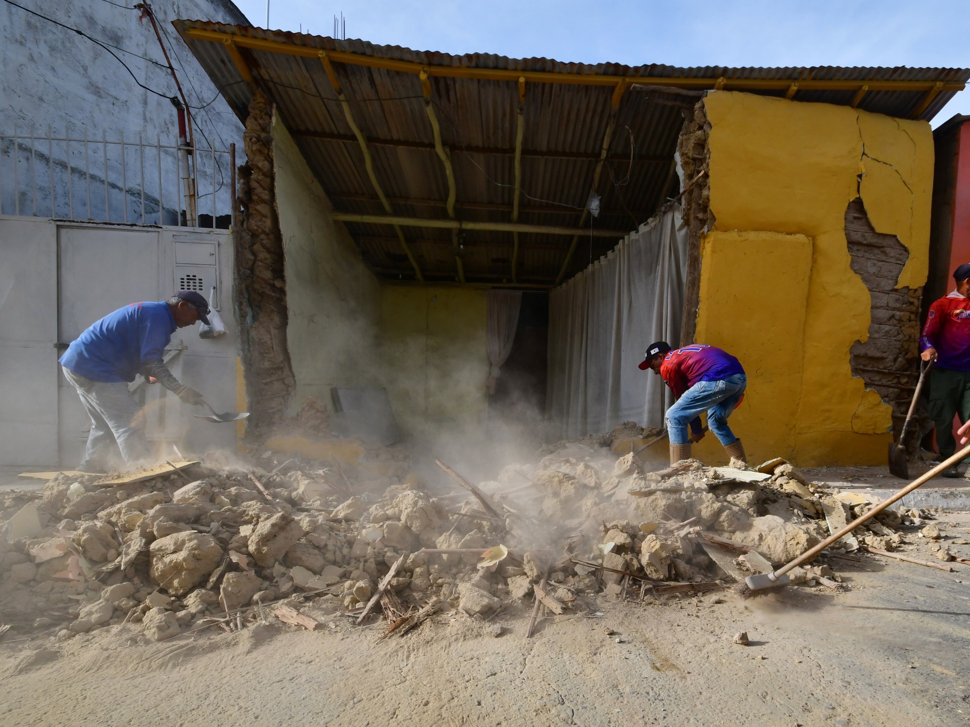 Perdas econômicas aumentam à medida que aumenta o número de mortos no terremoto na Venezuela