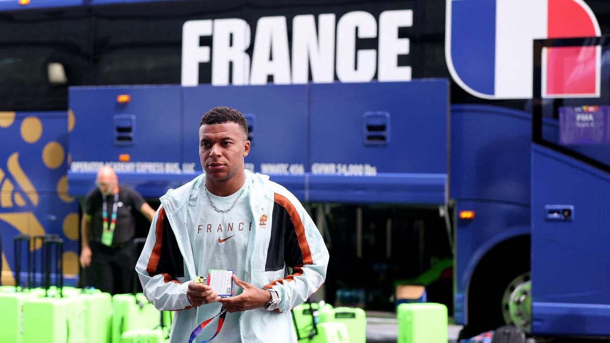 Placar ao vivo França x Iraque, Copa do Mundo FIFA 2026: escalações FRA x IRQ anunciadas; A chuva atrasará o início da partida?