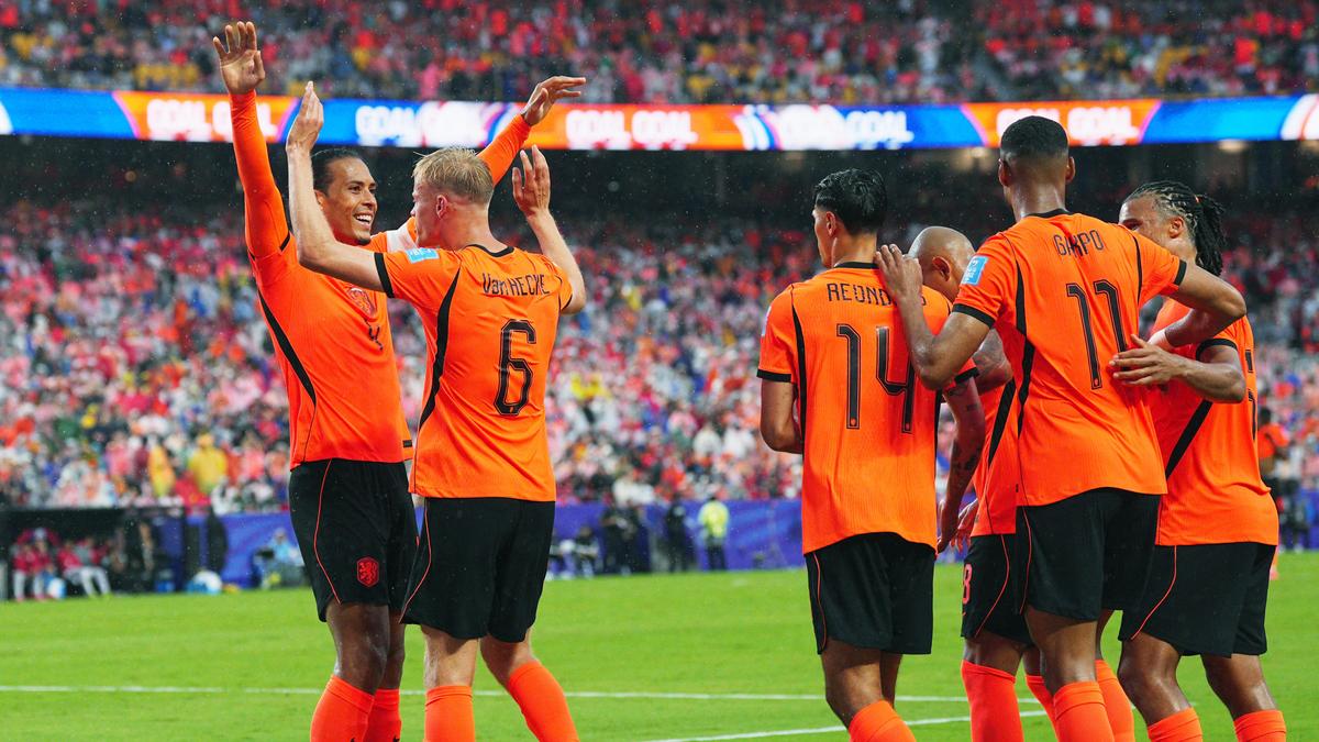 Placar ao vivo Holanda x Marrocos, Copa do Mundo FIFA 2026: Van Dijk, início de Hakimi; Últimas atualizações do confronto das oitavas de final