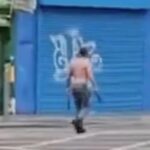 A polícia antiterrorista lançou uma investigação depois que um homem supostamente atacou muçulmanos em uma série de ataques em Edimburgo