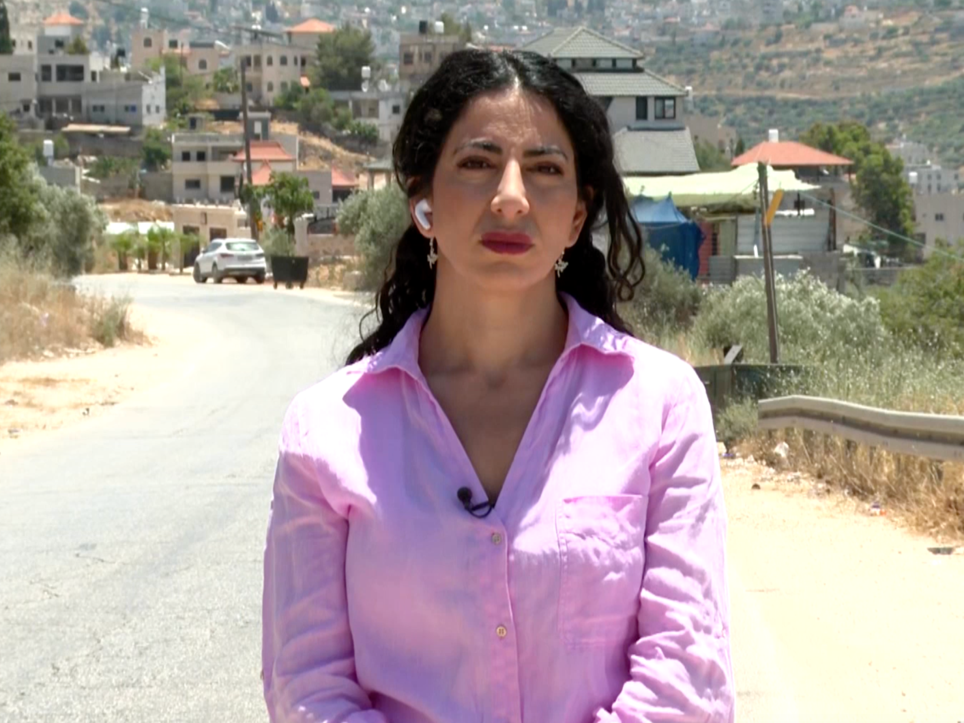 Polícia diz que dois suspeitos foram baleados e mortos em ataque com arma de fogo em Israel