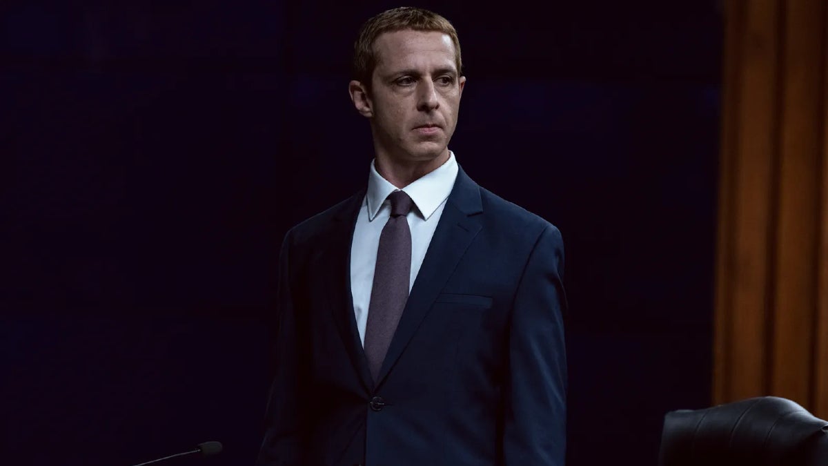 Jeremy Strong, O cálculo social