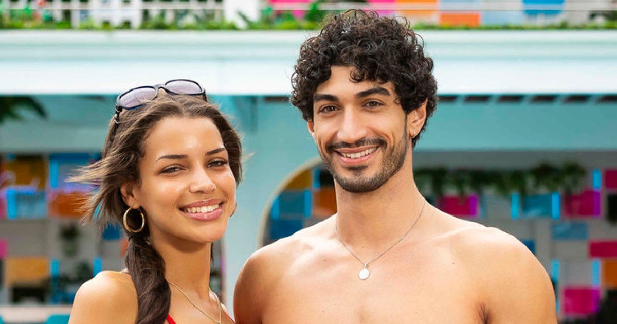 Casais da Ilha do Amor