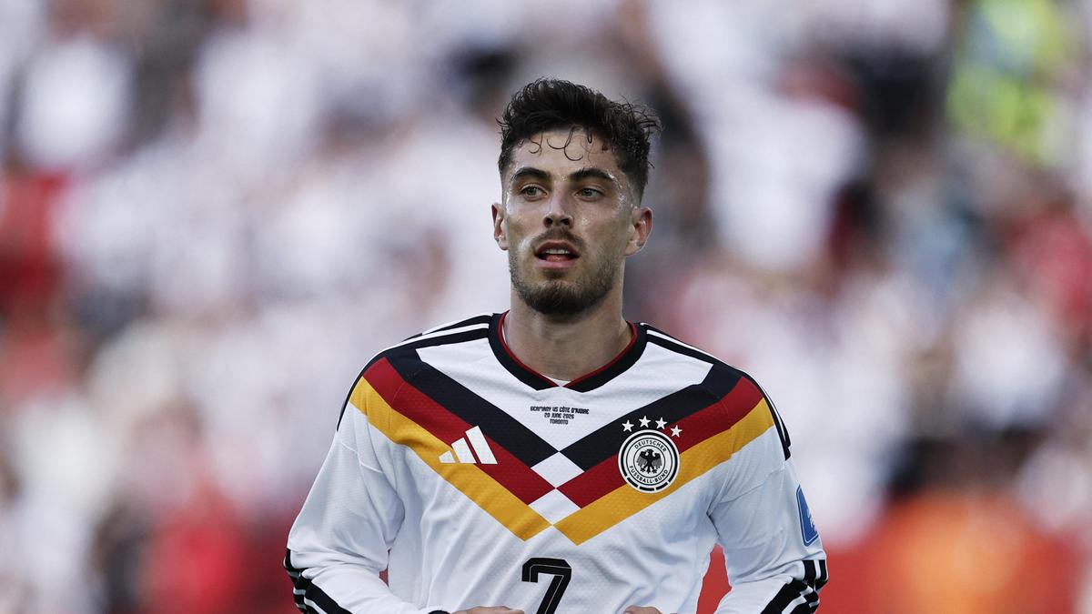 Por que o árbitro anulou o gol de Havertz durante a partida Alemanha x Costa do Marfim na Copa do Mundo FIFA 2026?