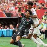 Por que o árbitro atualizou o cartão amarelo de Homam Ahmed para vermelho na partida Canadá x Catar da Copa do Mundo FIFA 2026?