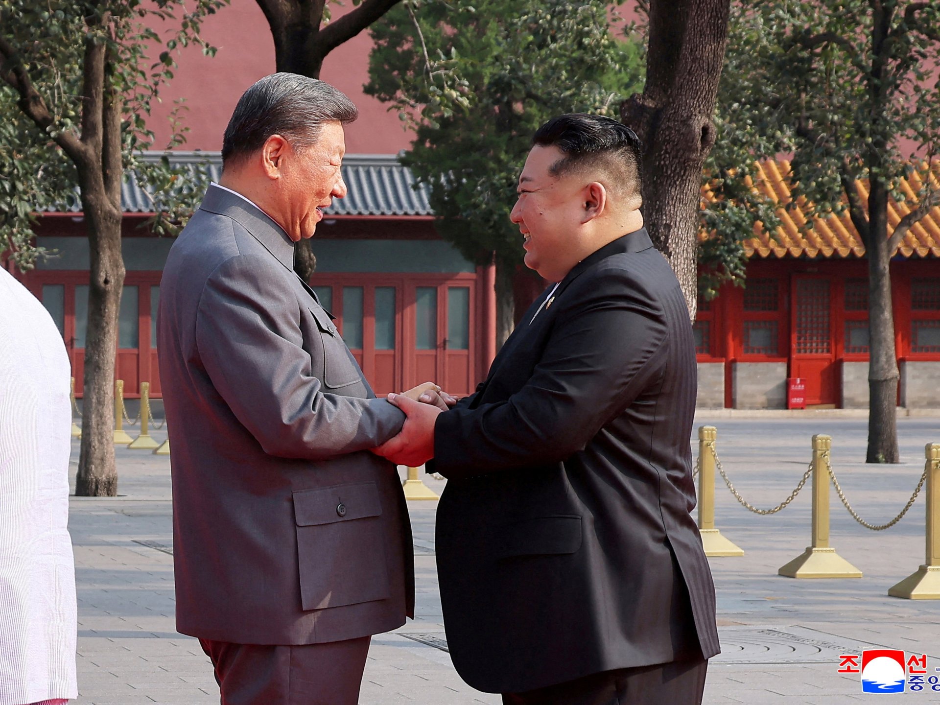 Por que o presidente chinês Xi Jinping está visitando a Coreia do Norte agora?