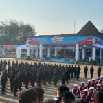 Prabowo Pimpin HUT Bhayangkara ke-80, Jokowi e Jusuf Kalla Kompak Hadir de Cikeas