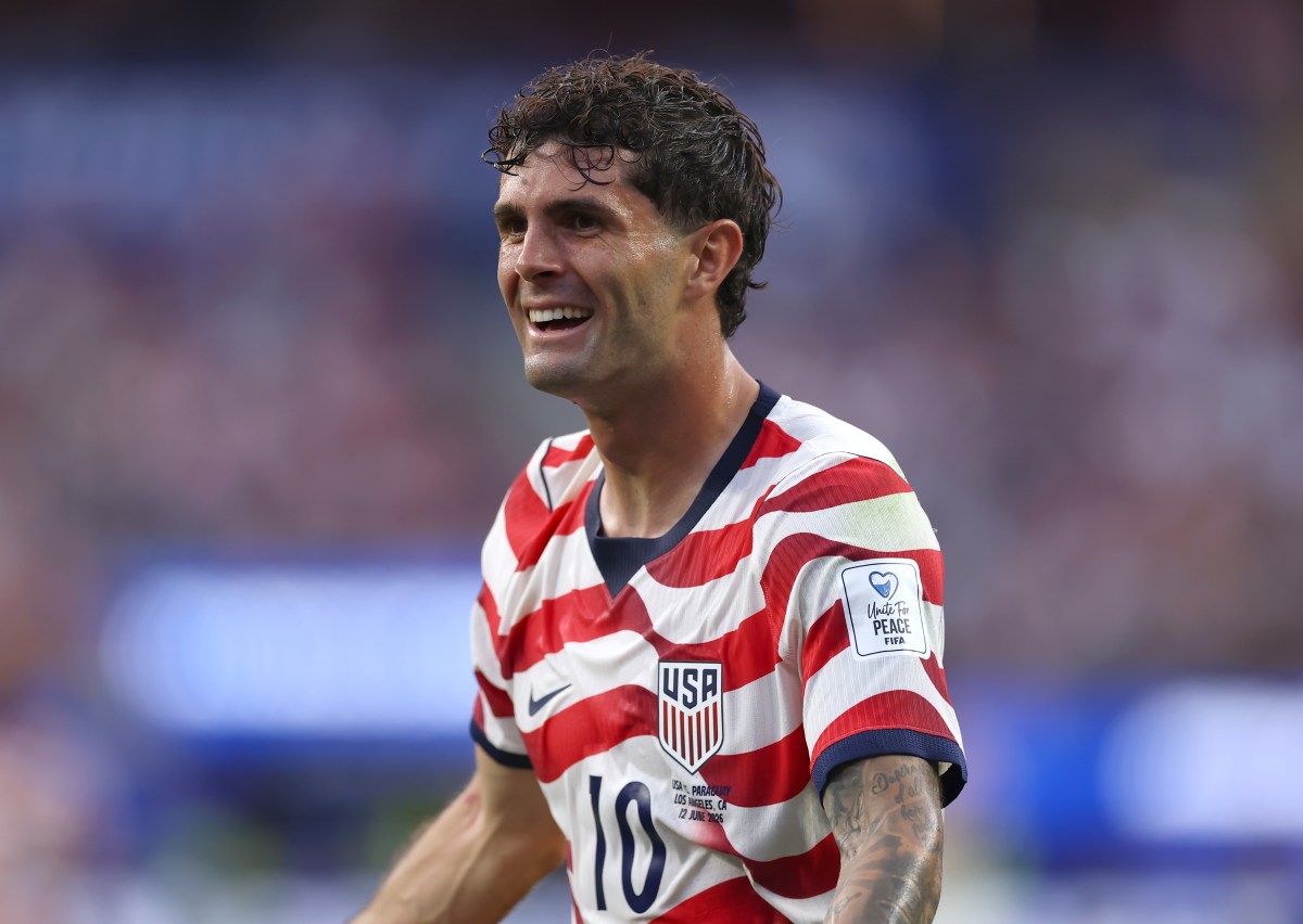 Christian Pulisic #10 of the United States