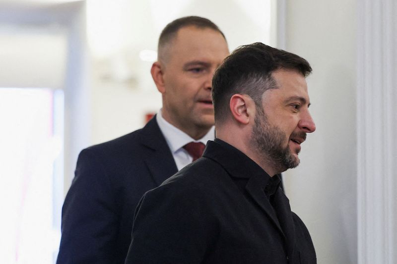 Presidente polonês decide retirar honras de Zelenskiy da Ucrânia por causa da disputa da 2ª Guerra Mundial