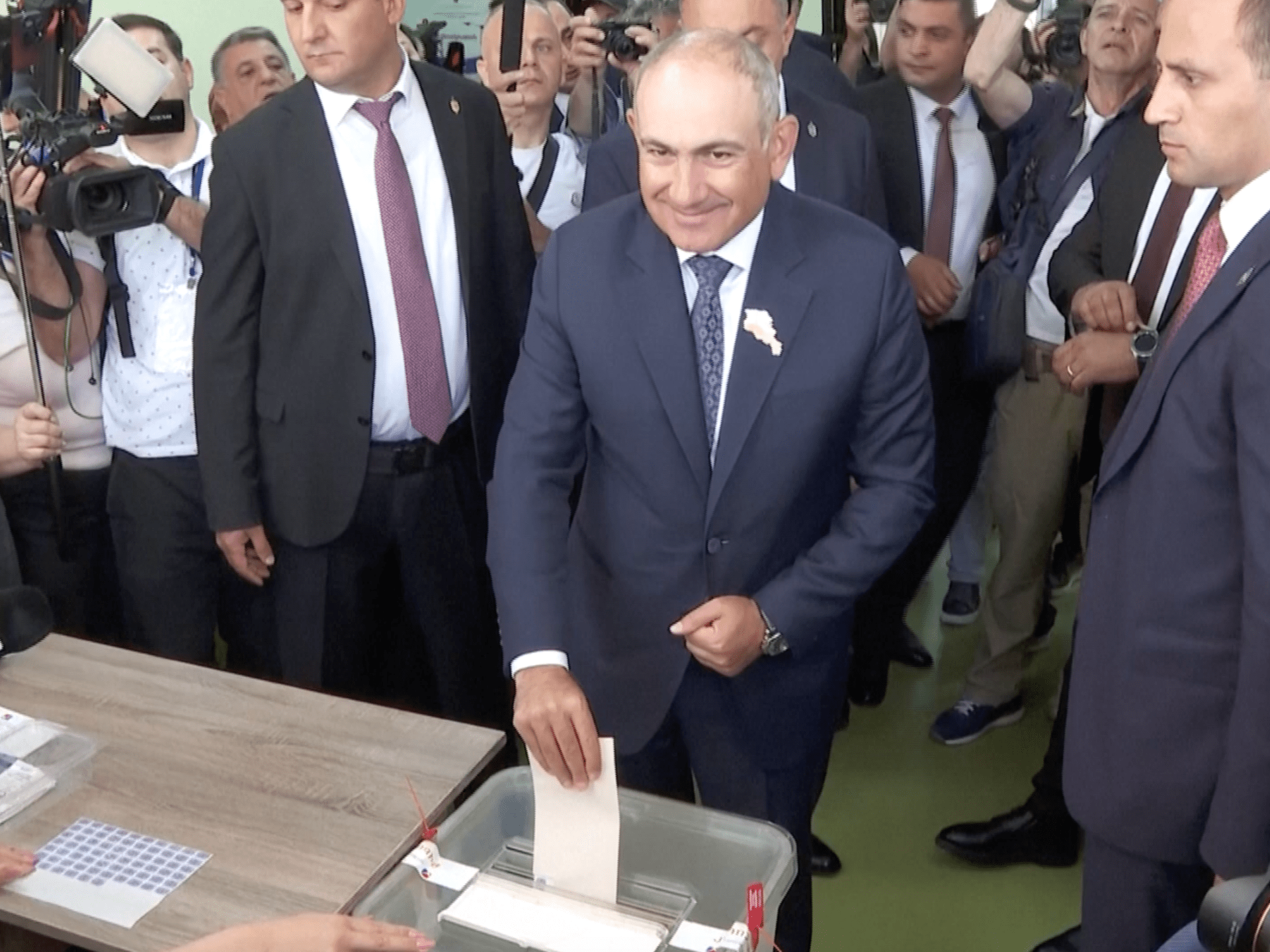 Primeiro-ministro armênio Pashinyan declara vitória nas eleições parlamentares