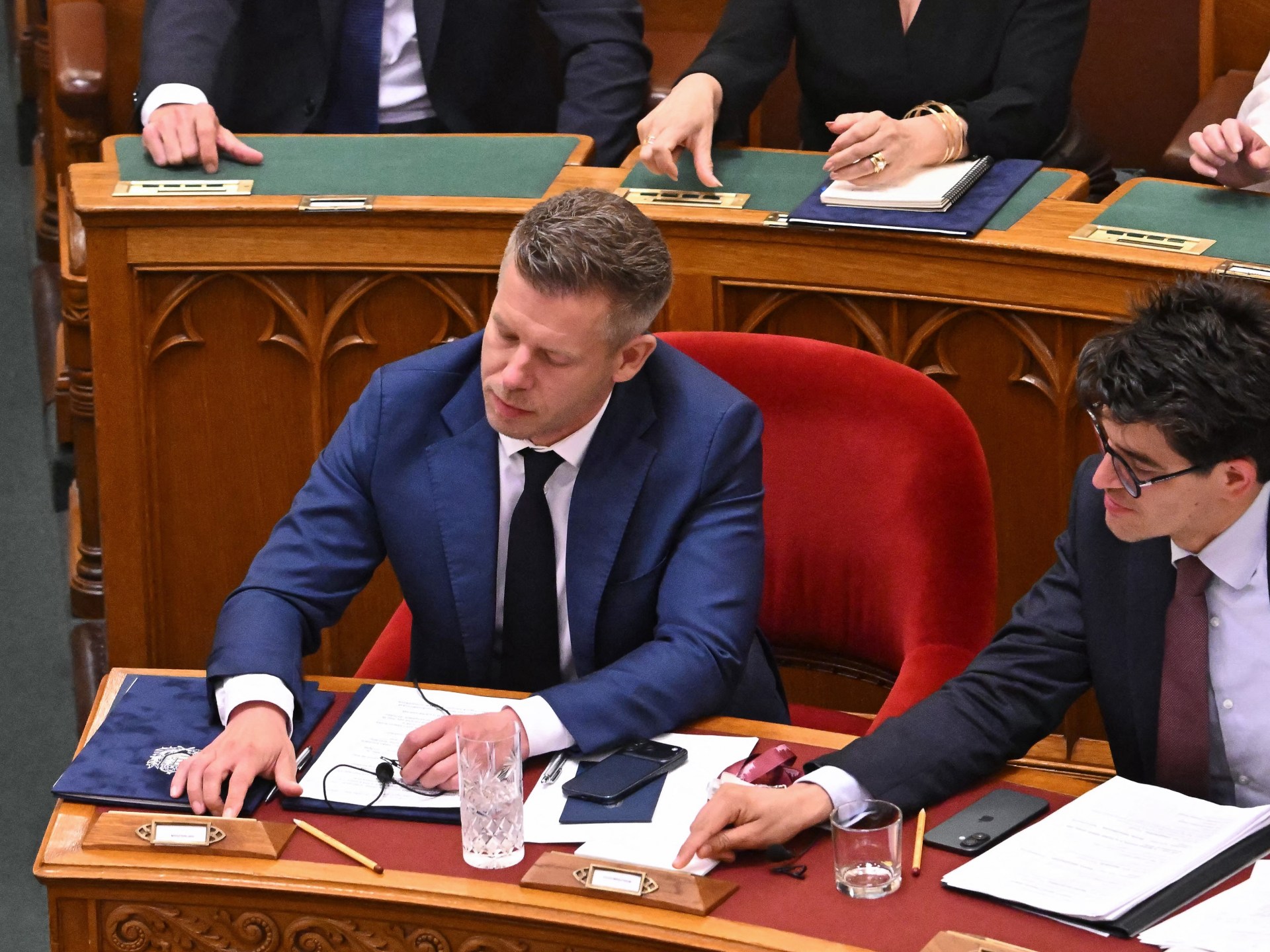 Primeiro-ministro da Hungria lança campanha para libertar o país da “máfia” de Orbán
