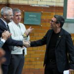 Primeiro-ministro em espera do Reino Unido promete agitar a política