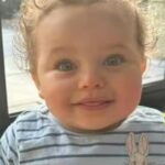 Professor é considerado culpado de assassinar e abusar sexualmente de um bebê de 13 meses que ele estava adotando com seu namorado - já que foi revelado que a mãe biológica do bebê era uma assassina notória