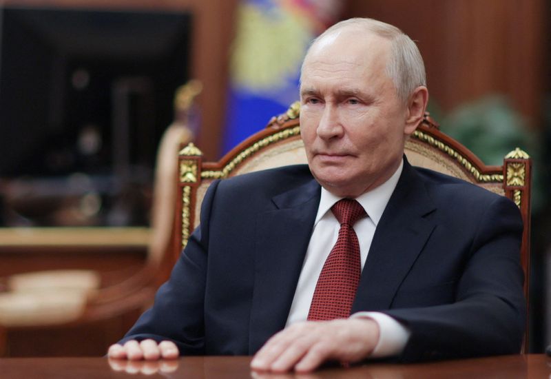Putin diz que a Rússia continuará com a campanha na linha de frente, independentemente das propostas da Ucrânia