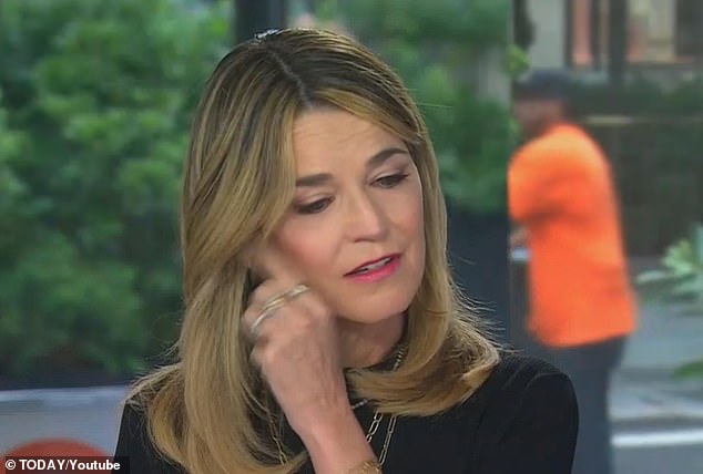 Guthrie manteve uma expressão corajosa ao comprometer as pessoas a divulgar informações sobre sua mãe desaparecida, Nancy, chorando em alguns momentos durante o segmento na terça-feira