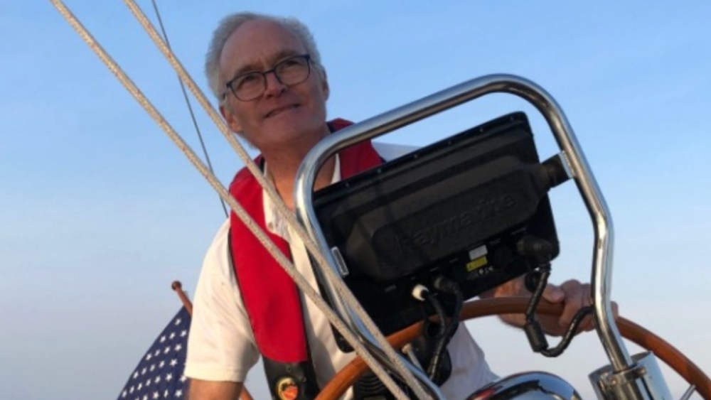 Scott Pelley agradece aos fãs pelo apoio após a filmagem de '60 Minutes': 'You Are the Wind in My Sails'