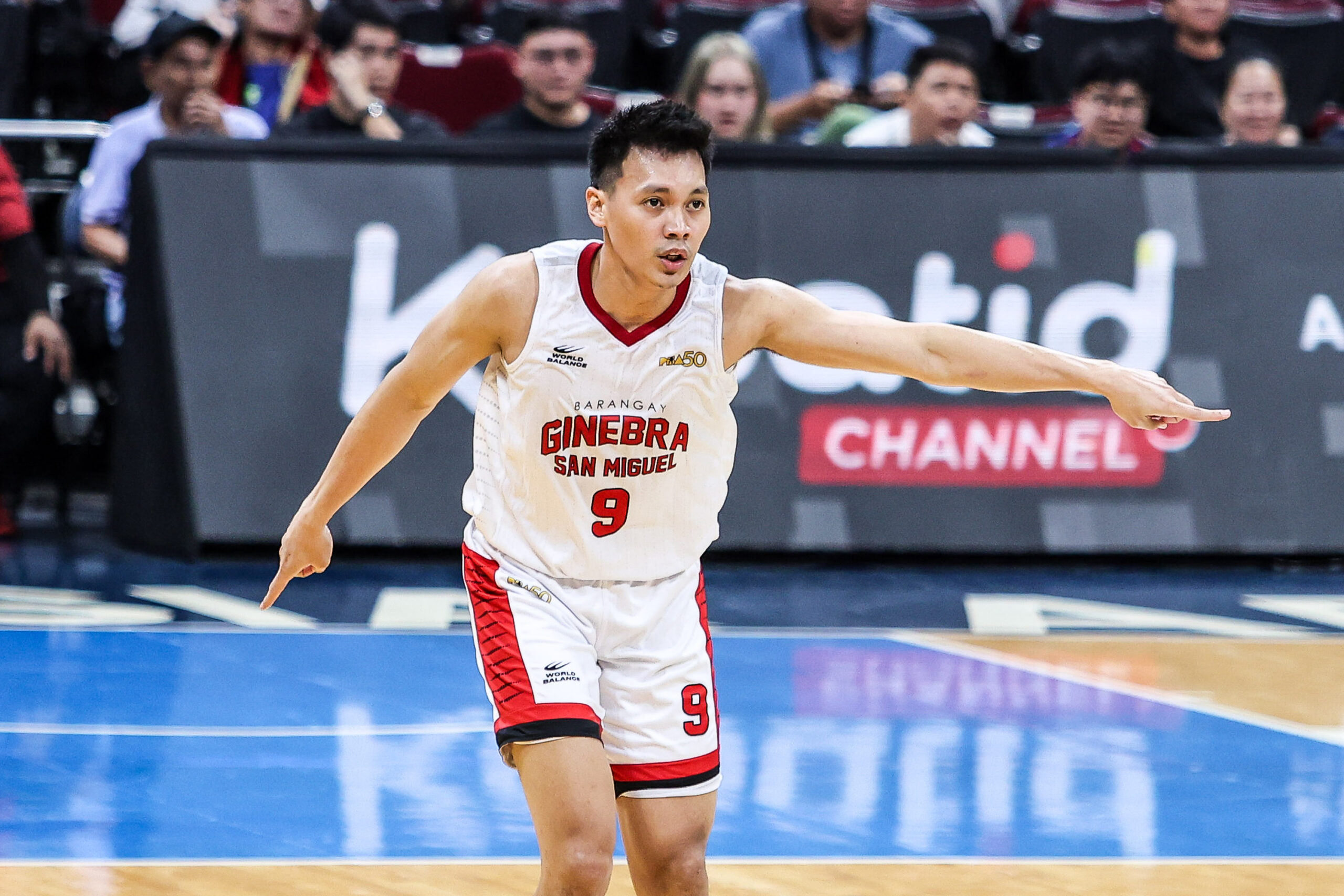 Scottie Thompson do Barangay Ginebra Gin Kings em ação durante a PBA Commissioner's Cup de 2026. Ele está fora da escalação de Gilas Pilipinas para a próxima janela das Eliminatórias Asiáticas da Copa do Mundo da Fiba de 2027.