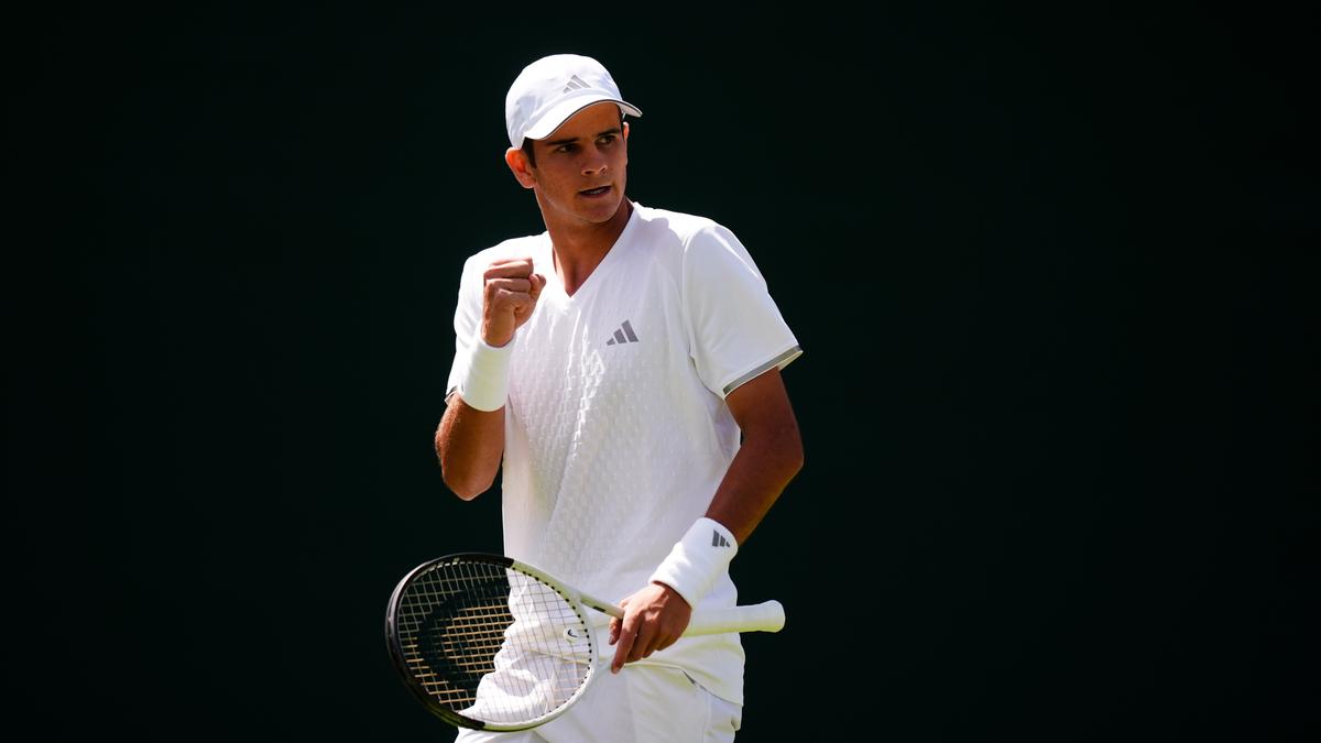Sem Carlos Alcaraz, adolescente espanhol Rafael Jodar impressiona na estreia em Wimbledon