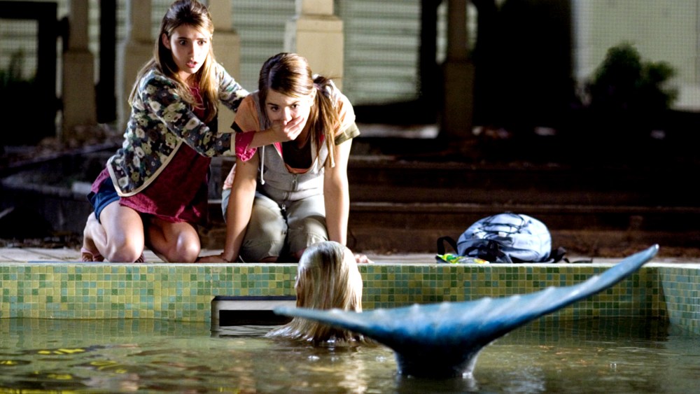 Série de TV 'Aquamarine' do criador de 'Bold Type' recebe pedido de piloto da Disney, Emma Roberts como estrela convidada