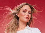 Sexismo, perseguidores… e defesa de seu noivo ‘bad boy’ Love Island: o rosto da ITV na Copa do Mundo LAURA WOODS está no topo de seu jogo. Agora ela revela como a ‘linda bandeira vermelha’ Adam Collard é sua força secreta